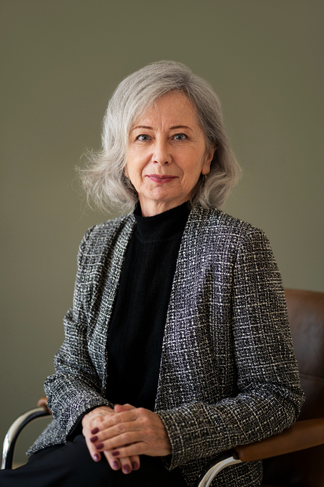 Maria Luisa Reyes 